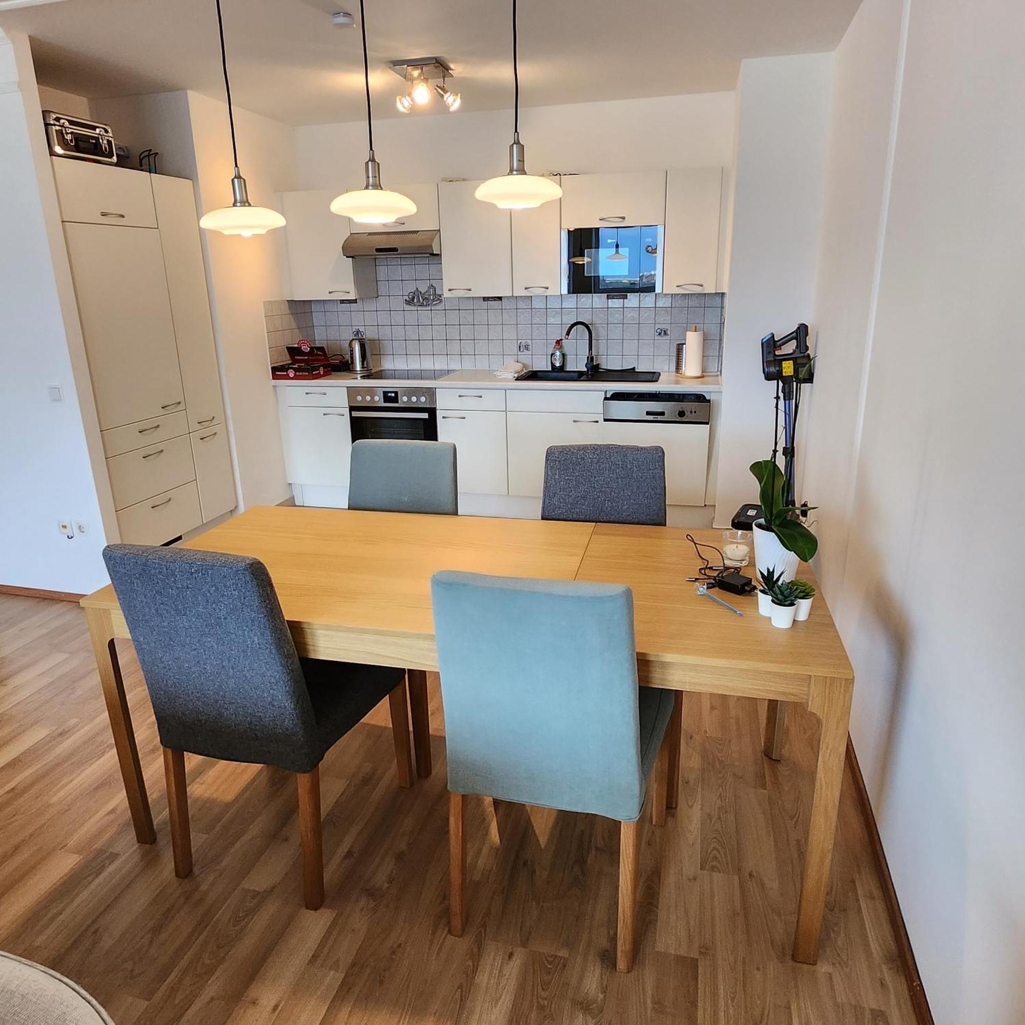 Lovely For 4 On The Danube River - Private Parking Apartment Wien