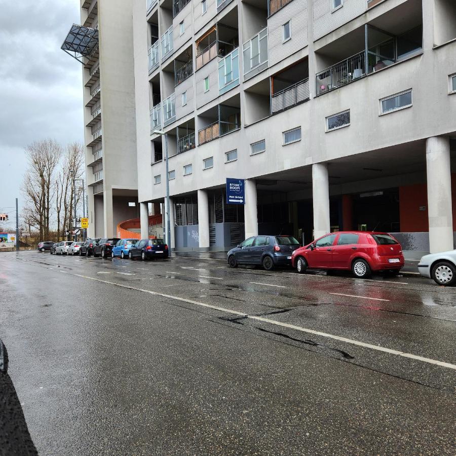 Lovely For 4 On The Danube River - Private Parking Apartment Wien